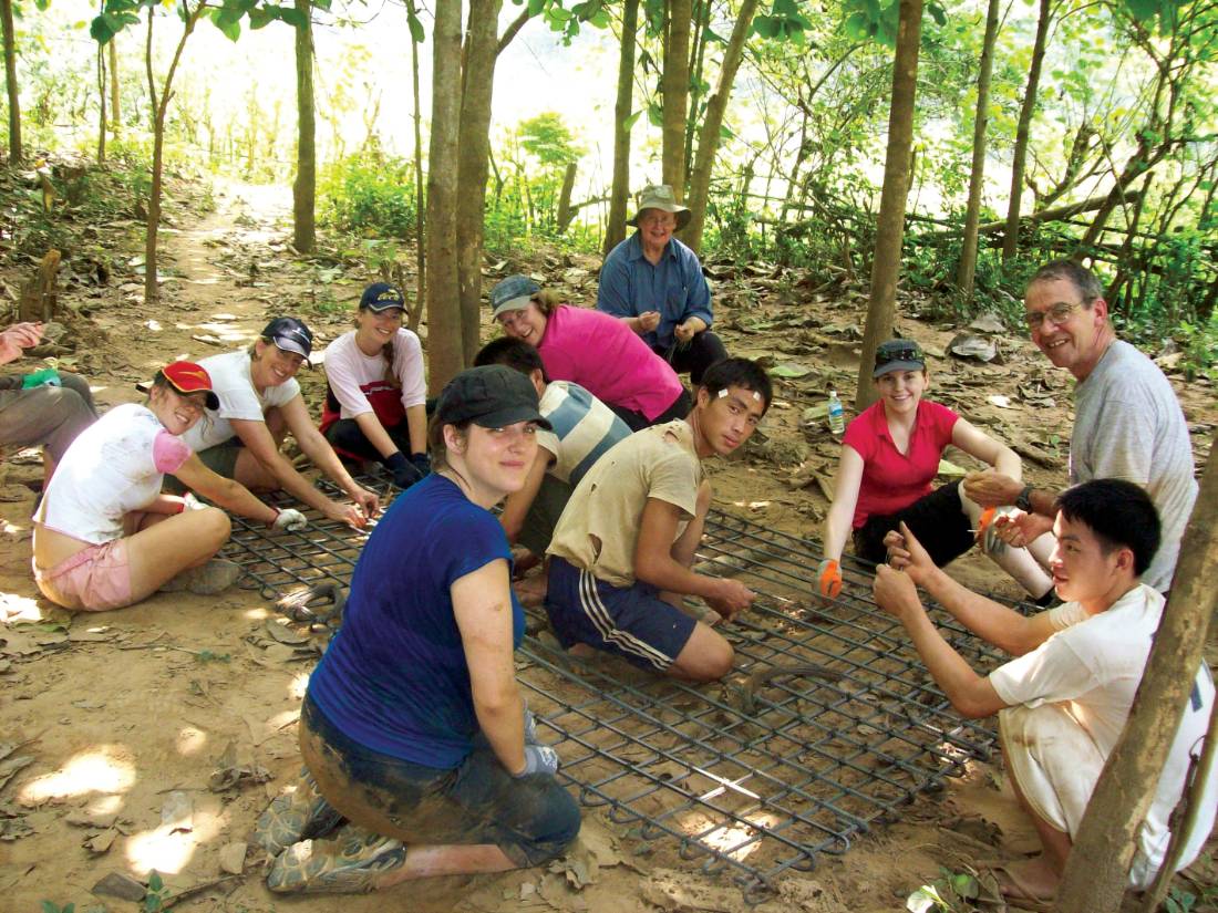 All hands on deck |  <i>Seuang River Experience</i>