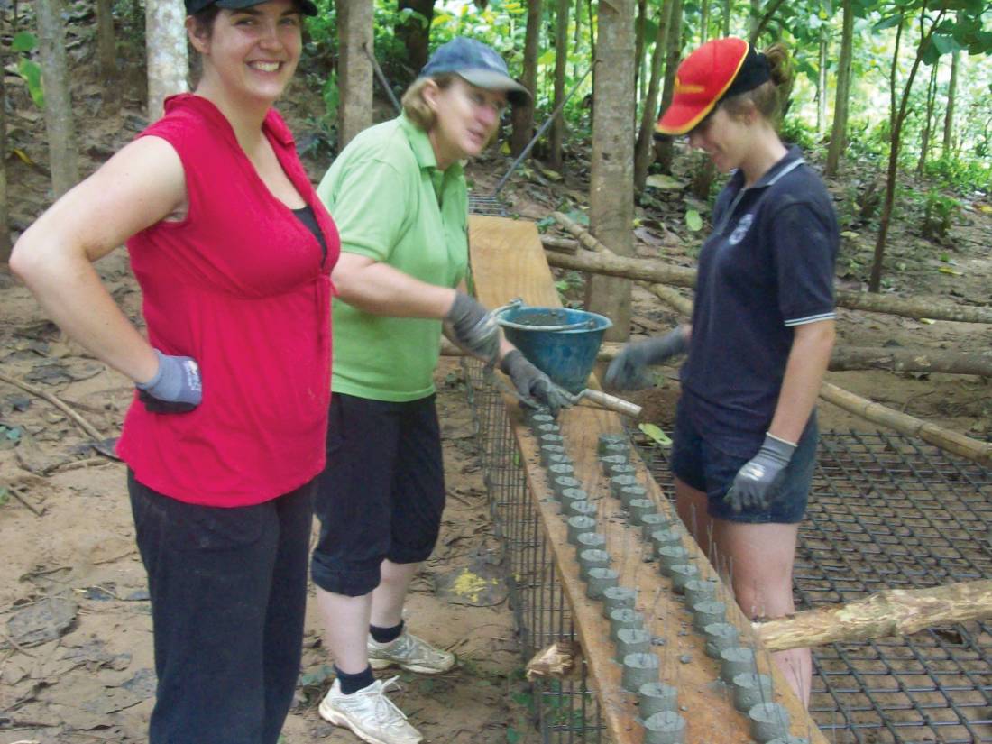 A community project trip offers a truly rewarding travel experience |  <i>Seuang River Experience</i>