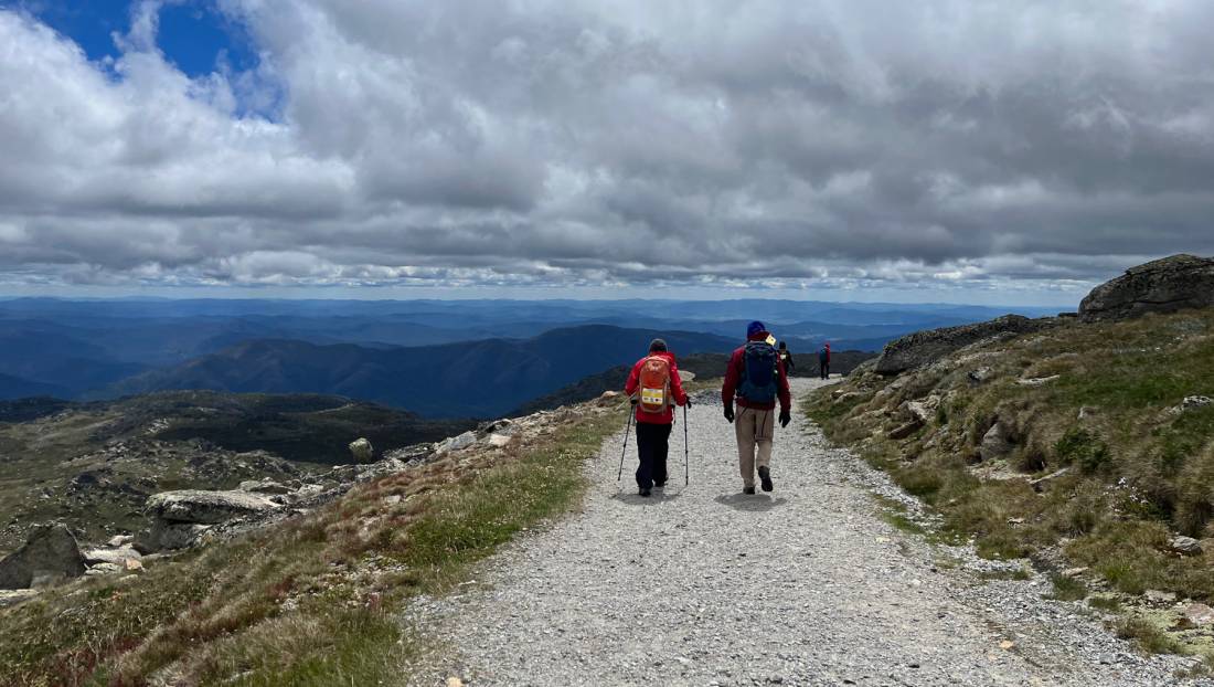 Hiking to Mount Kosciuszko