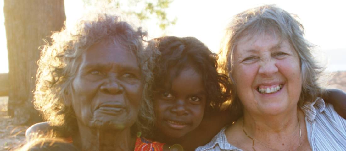 Local family on the World Expeditions community project trip in Arnhem Land, NT |  Gesine Cheung