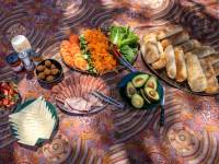 Picnic lunch on the Larapinta Trail |  <i>Shaana McNaught</i>