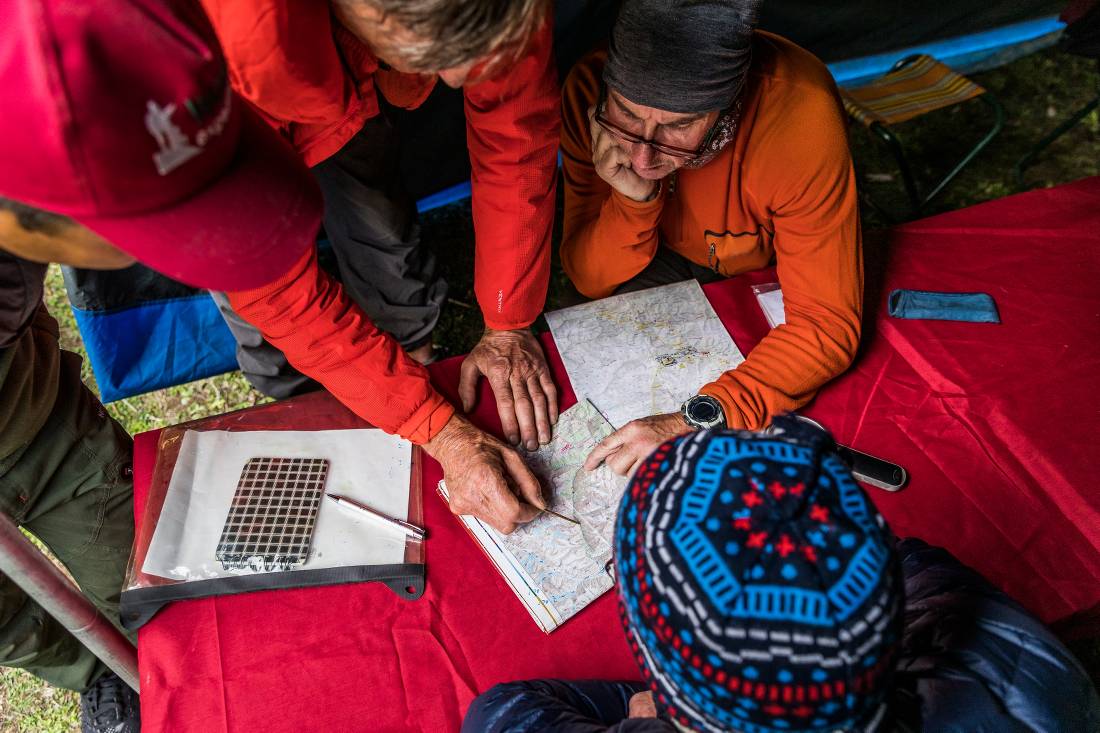 Our experienced leaders will provide regular briefings to keep you informed about your itinerary | <i>Lachlan Gardiner</i>