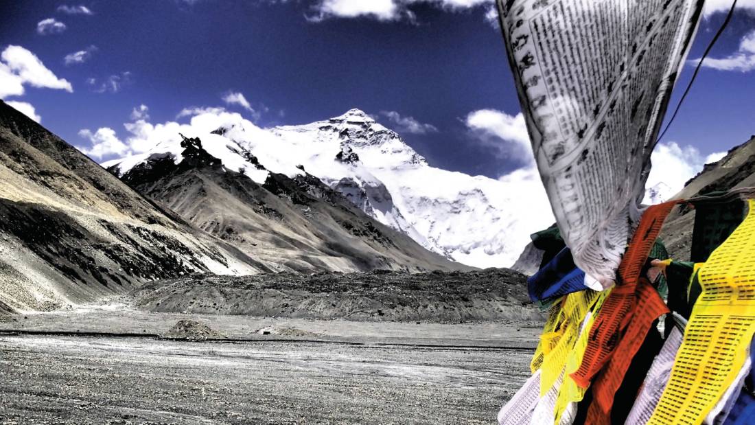 Views across Rongbuk Glacier to the Northface of Mt Everest | <i>Bas Kruisselbrink</i>