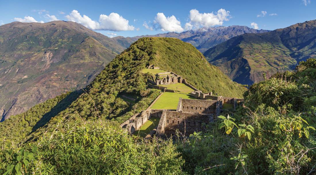 Panoramic view of the 'lost' Inca ruins of Choquequirao | <i>Yuri Zvezdny</i>
